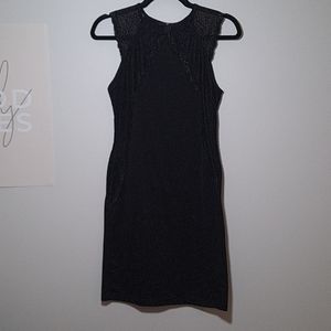 Black dress, medium